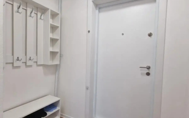 V novom ZHK 4 ryadom s Veresayeva Uyutnyy Dom Flat