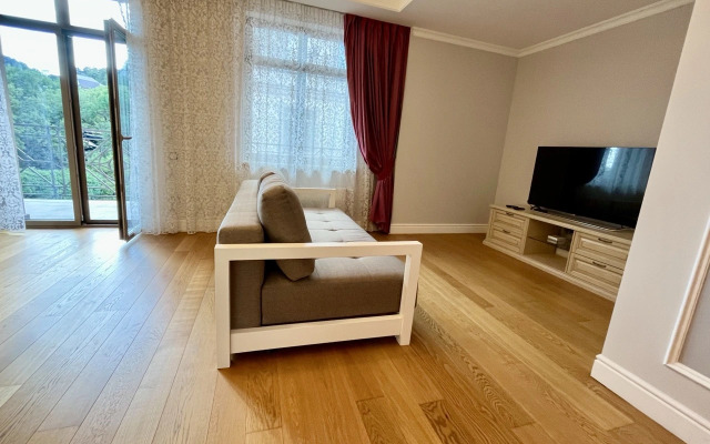 Dvukhkomnatnye s Balkonom Premium Klassa v Zhk Diplomat Apartments