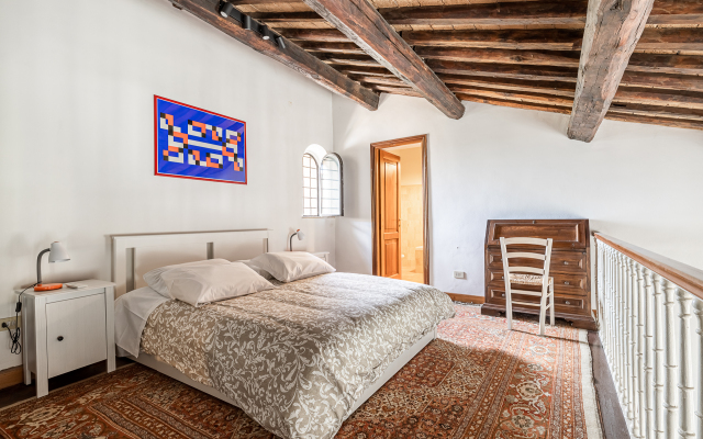 Castello Del Duca Hotel