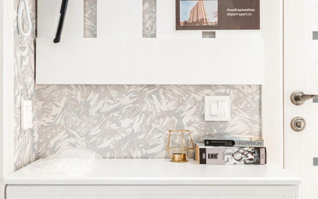 Апартаменты на 17 этаже в светлых тонах с видом на ЖК Тургенев , ФМР, Smart TV, комфорт и стиль by Depart Apart