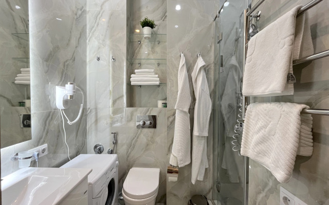 Апартаменты inSochi в самом центре Сочи на Навагинской N419