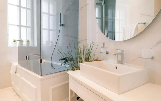 Отель Public House