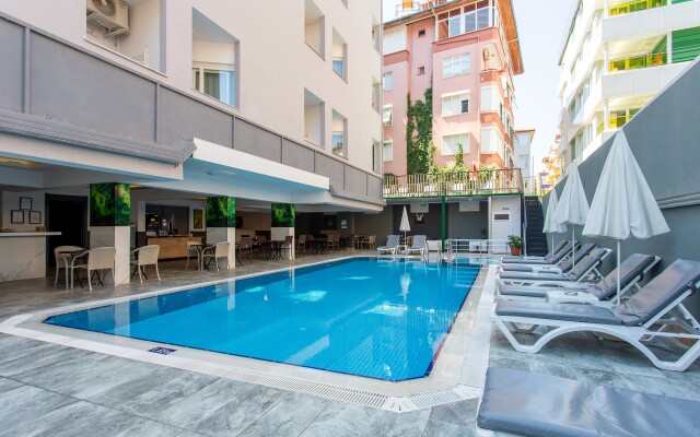 Aslan City Hotel