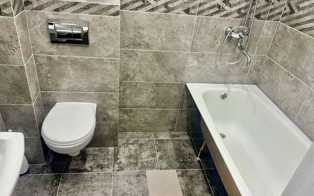 Sovremennaya V Tsentre Flat