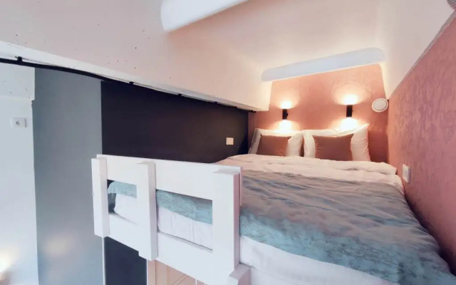 Like  914-2 Apartment