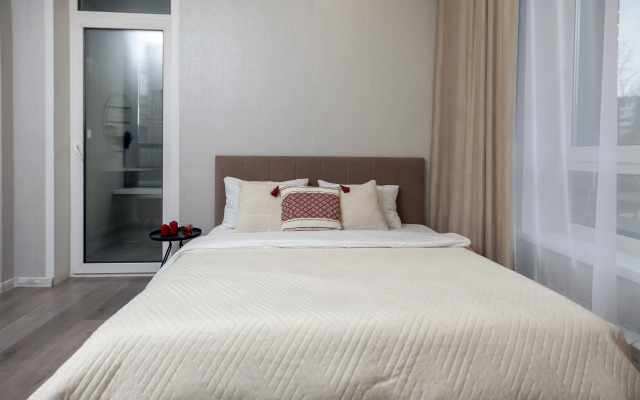 Квартира Комфортная студия на Комарова