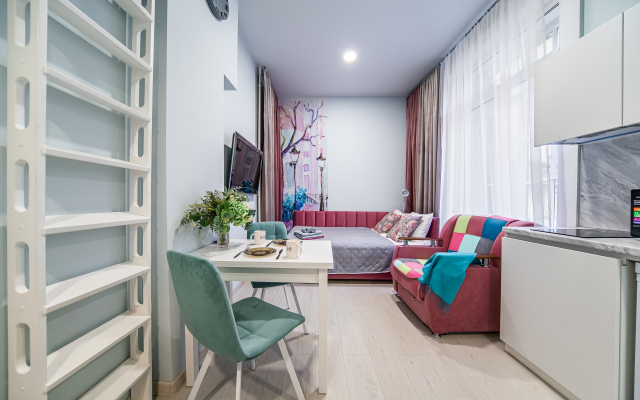 Апартаменты iRon Cat Кузнечный у Невского Проспекта