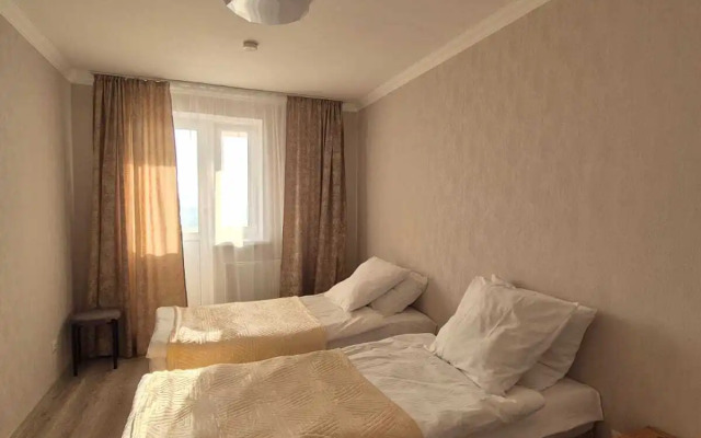 Квартира Двухкомнатная на Шаталова