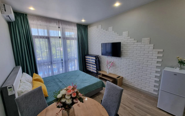 Studiya S Basseynom Zhk Morskoy Kvartal G8 Flat