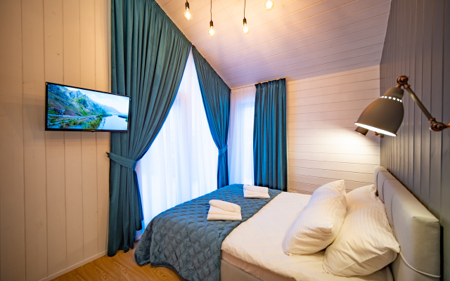 Barnkhaus Altay Guest House