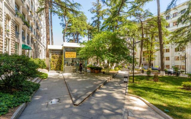 Staryij Tbilisi Apartments