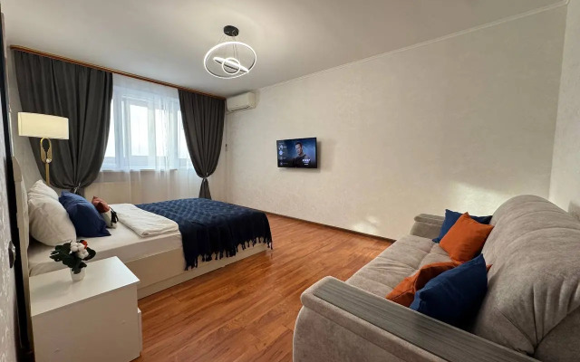 Апартаменты Двухкомнатные с Красивым Видом на Реку Обь