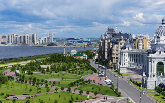 With a view of the Kremlin Apartments