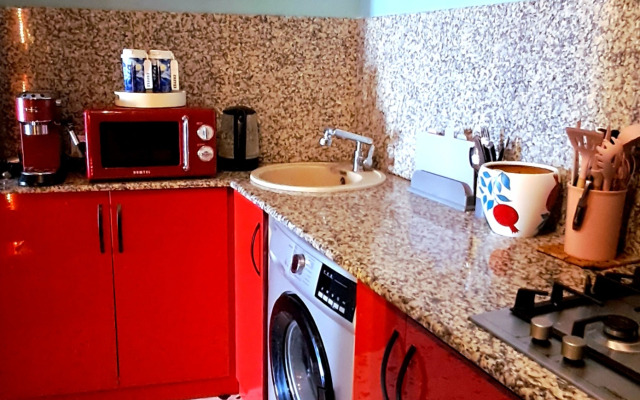 Mtrediani Art Rainbow Apartments