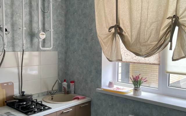 Posutochno Chernomorskaya Flat