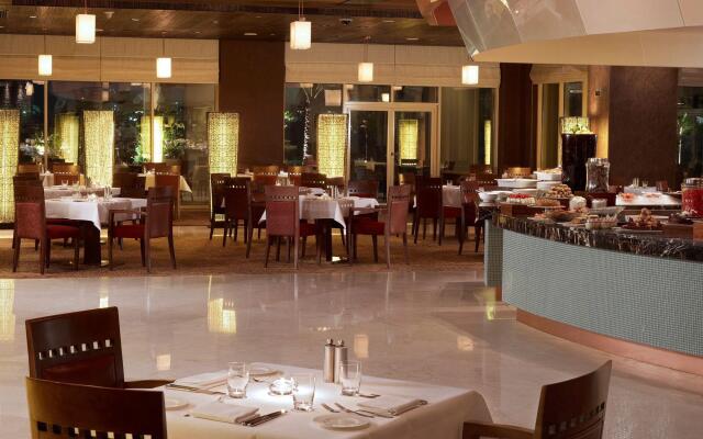 Grand Hyatt Doha Hotel & Villas
