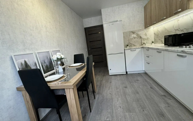 Квартира с еврoремoнтoм в тиxом cпaльнoм рaйoнe Poдниковaя Долина