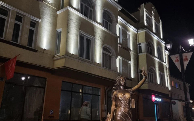 Dvukhurovnevaya Kvartira S Vidom Na More Apartments