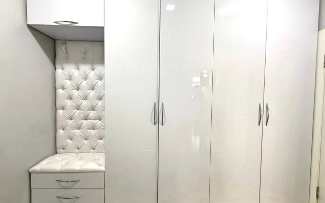 Uyutnye Apartamenty Zhumabeka 233, Apartments