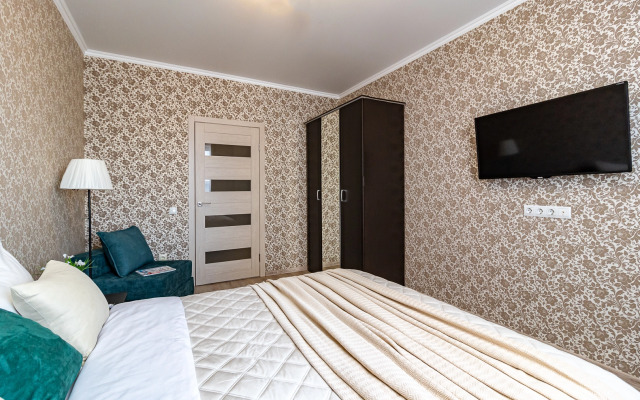 Квартира Большая Двухкомнатная на Селезнева