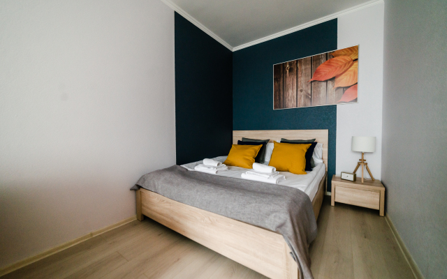 Апартаменты River Side Осенний лес