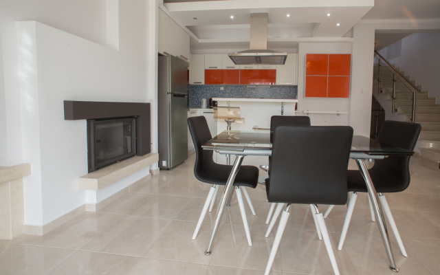 Toroni Luxury Villas - Orange Villa