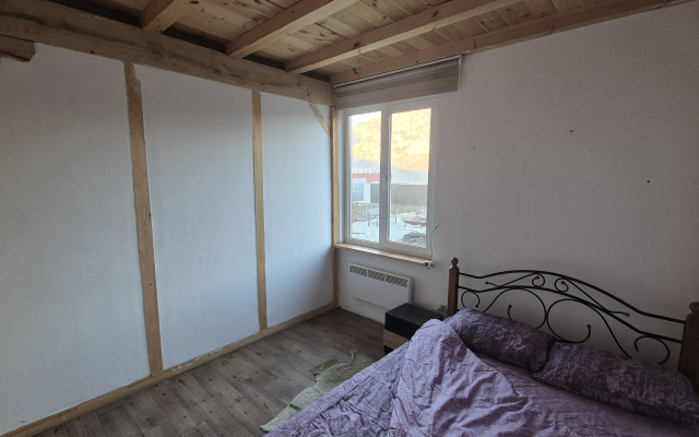 Частный дом с камином в горах