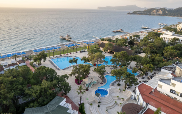Loxia Comfort Resort Kemer