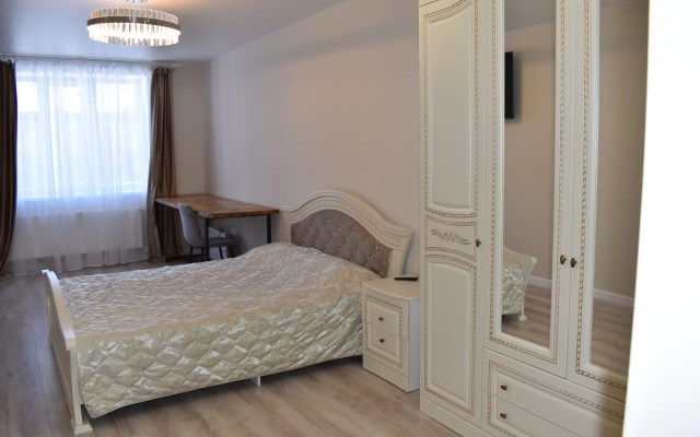 Квартира Новая трехкомнатная квартира с дизайнерским ремонтом