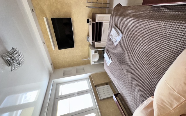 Квартира 3-комнатная  премиум-класса в центре у метро