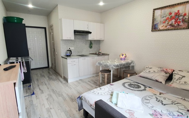 512 Uyut Apartments