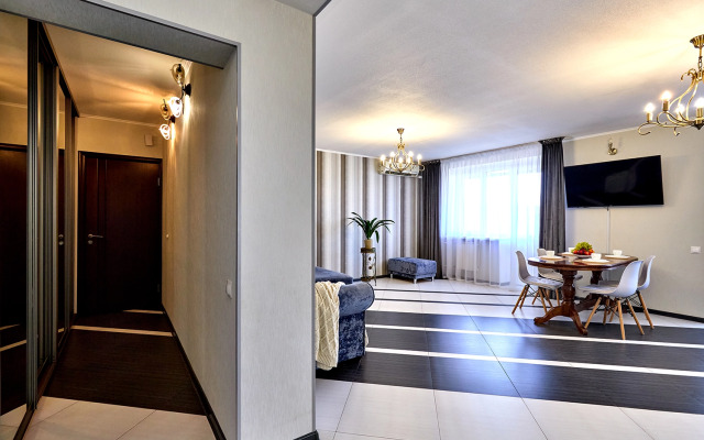 Квартира трехкомнатная рядом с парком Галицкого