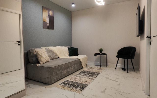 Квартира NATALI Aparts 73в.2