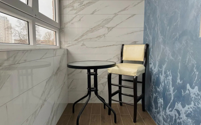 Apartamenty Avrora Shiroko Kholodnaya 8. 2 etazh