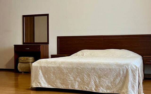 7nochey Apartaments