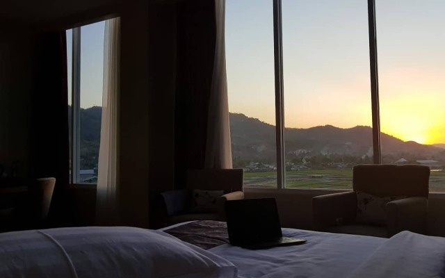 Отель Aston Gorontalo & Convention Center