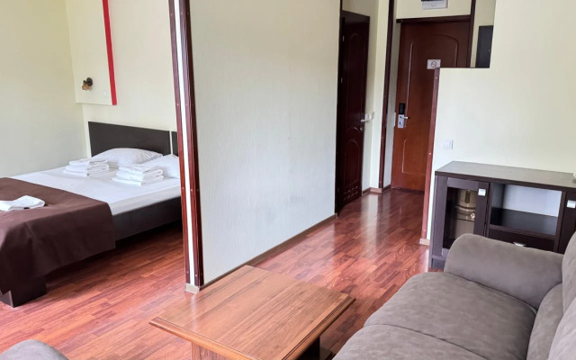 Отель Бригантина