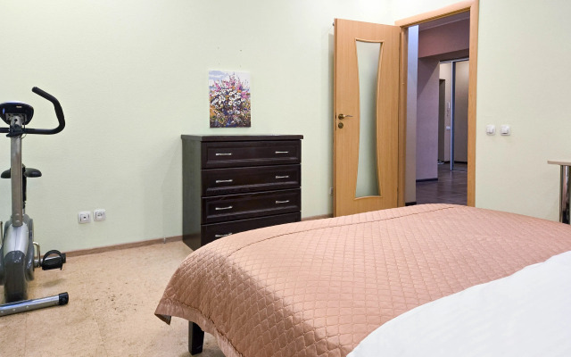 Апартаменты на Эшкинина Сеть ЙоХоум