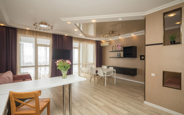 Studiya Per B Khmelnitskogo Flat