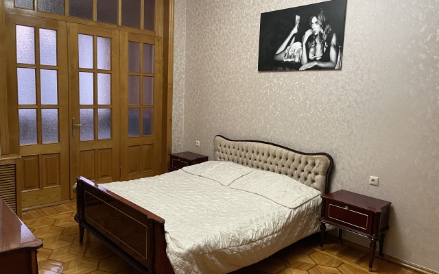 3 Komnatnaya Vozle Morya Flat