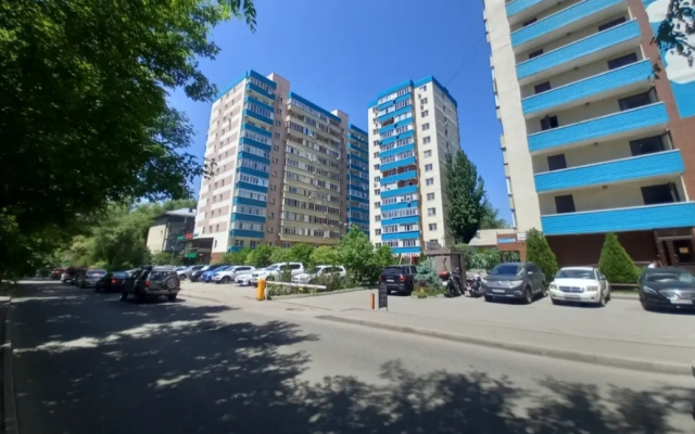 Двухкомнатная Квартира в Центре с Видом на Город и на Горы