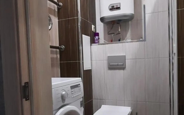 V Novom ZhK Ryadom s Naberezhnoj Amura Flat
