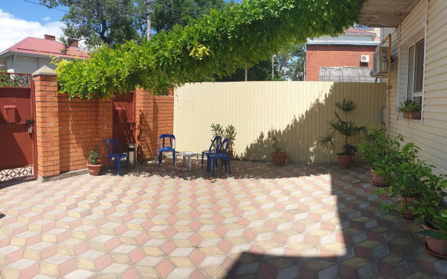 Solntse & More Guest house
