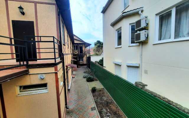 Gostevoy Dom Kurzal Guest House