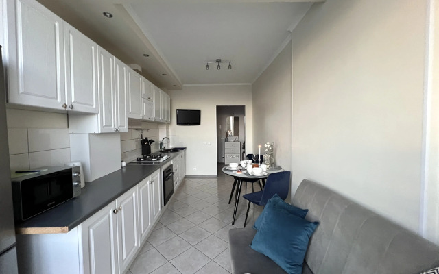 U Muzeya Mirovogo Okeana Abramov Apartments