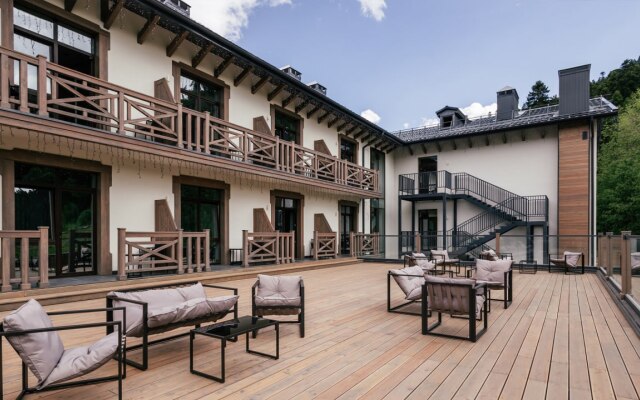 Grand Snow Resort Hotel