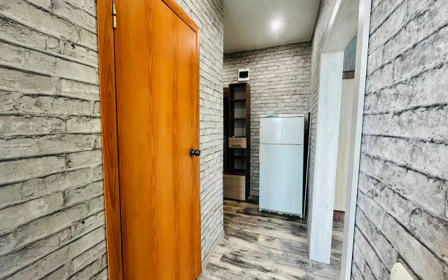 Апартаменты на Комиссара Московского 12