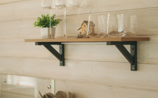 Частный дом с баней и чаном у воды и леса