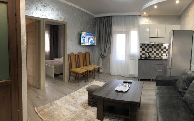 Istoman Dom S Mangalom Apartments