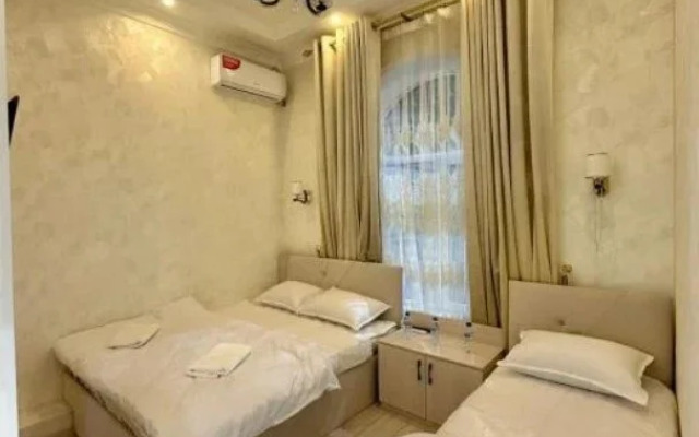 Green Lux Guest House